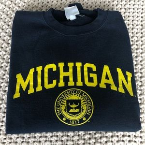 Champion UMich Crewneck 💙💛💙